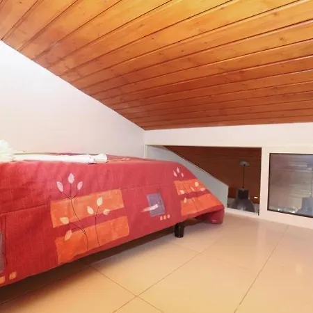 Piso Familiar, Terraza, Piscina * Салоу